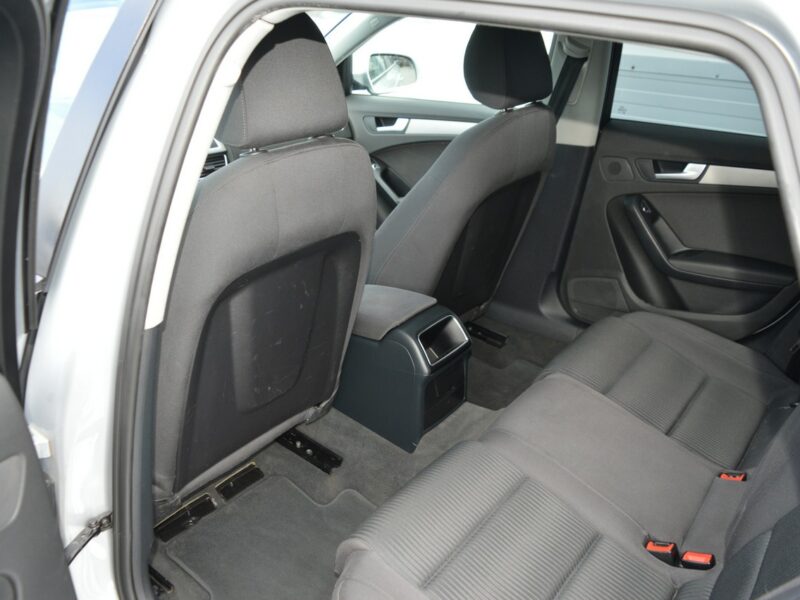 Audi A4 2.0 TDI LIFT Serwis NAVI Bluetooth B8 (2007-2015)