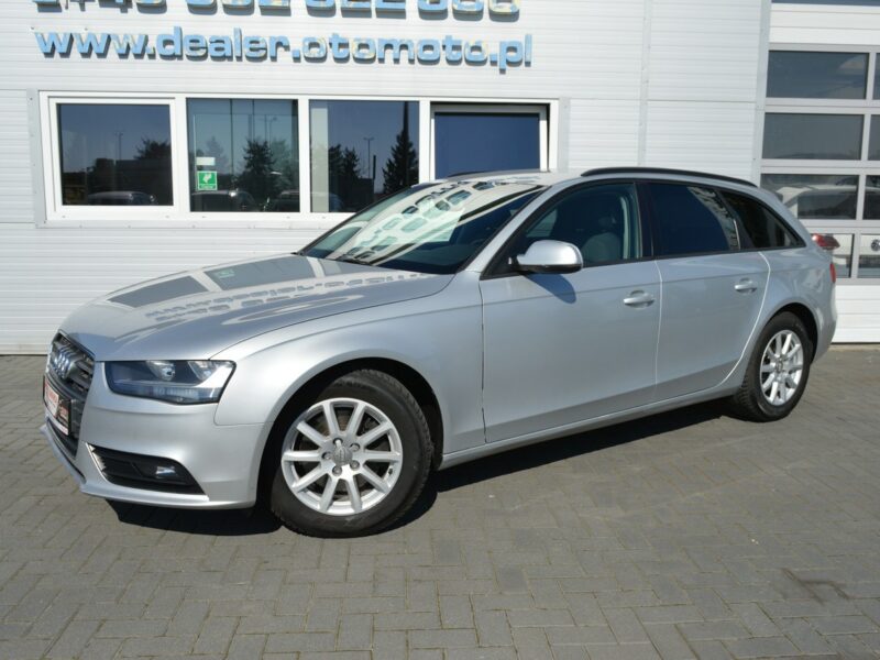 Audi A4 2.0 TDI LIFT Serwis NAVI Bluetooth B8 (2007-2015)