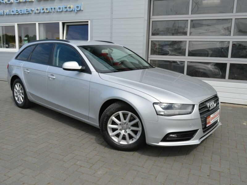 Audi A4 2.0 TDI LIFT Serwis NAVI Bluetooth B8 (2007-2015)