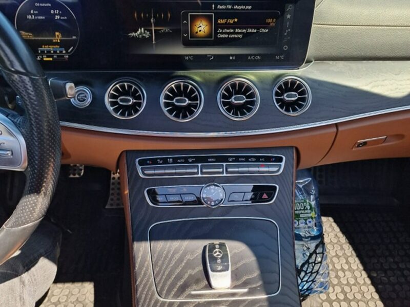 Mercedes E 220 2.2 CDI 194 KM, 4-Matic, Kamery 360, Automat, Full LED, Panorama, Alu W213 (2016-)