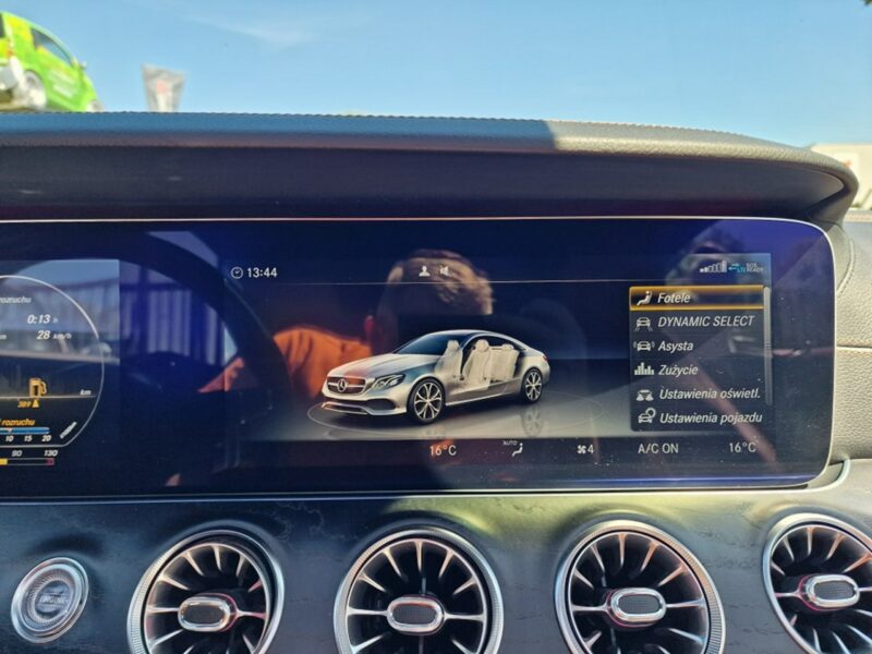Mercedes E 220 2.2 CDI 194 KM, 4-Matic, Kamery 360, Automat, Full LED, Panorama, Alu W213 (2016-)