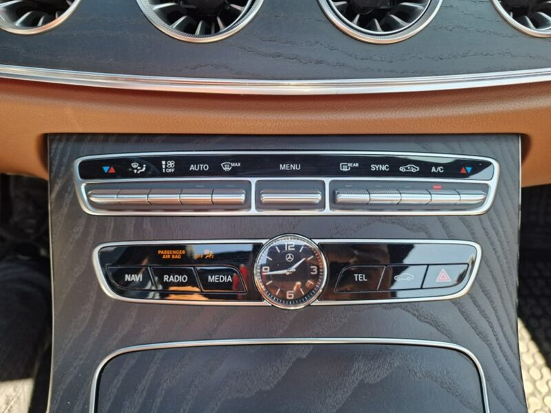 Mercedes E 220 2.2 CDI 194 KM, 4-Matic, Kamery 360, Automat, Full LED, Panorama, Alu W213 (2016-)
