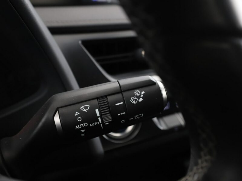 Lexus UX UX 250h Business Edition Tempomat Nawigacja Asystenci Alcantara Kamera