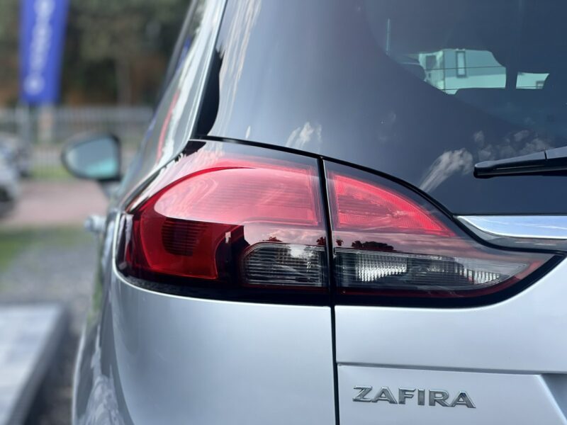 Opel Zafira Salon Polska Poleasingowy I właściciel Serwis ASO VAT 23% Bezwypadkowy C (2011-)