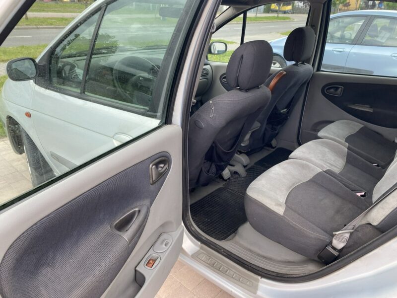 Renault Scenic Po liftingu, świeży olej ,klimatronic sprawny, bardzo zadbany I (1997-2003)