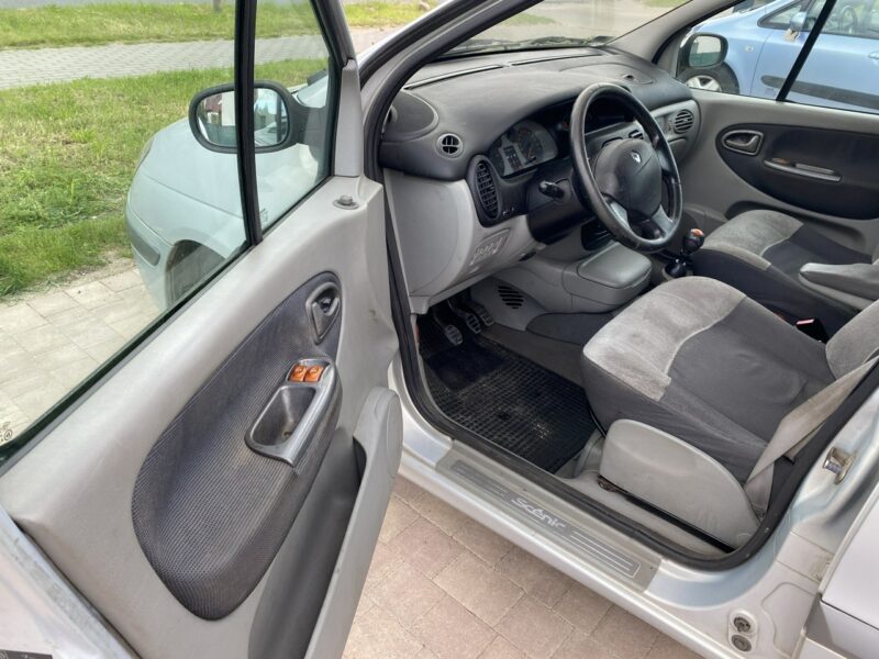 Renault Scenic Po liftingu, świeży olej ,klimatronic sprawny, bardzo zadbany I (1997-2003)