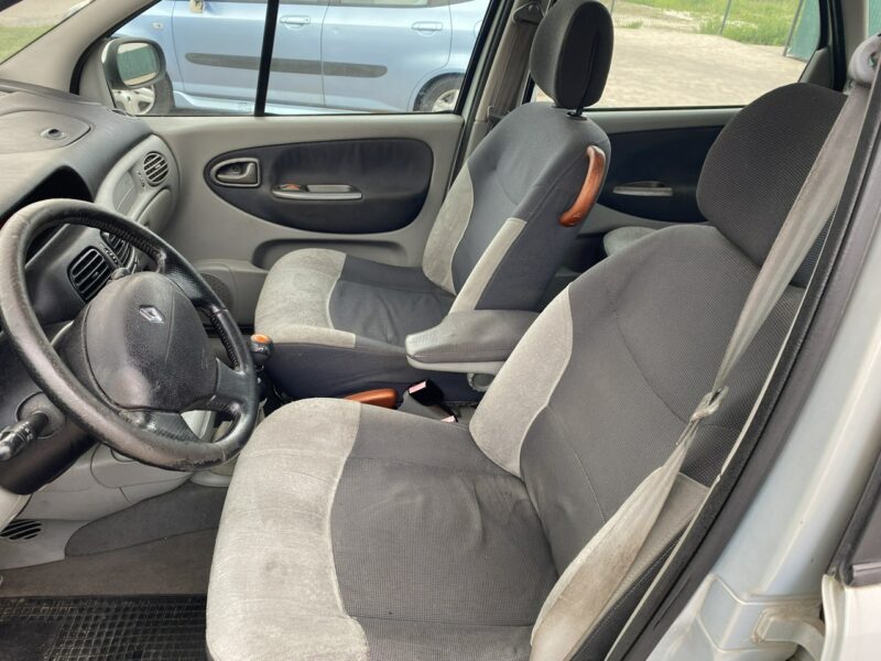 Renault Scenic Po liftingu, świeży olej ,klimatronic sprawny, bardzo zadbany I (1997-2003)