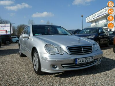 Mercedes C 180 Mercedes C180 1.8 benzyna kompresor 143km automat wersja Avantgarde W203 (2000-2007)