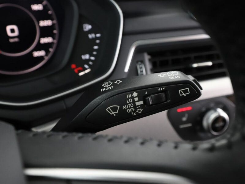 Audi A4 Xenon navi skóra/alcantara szyberdach virtual cocpit B9 (2015-)