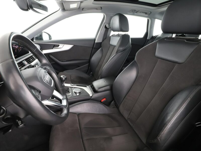 Audi A4 Xenon navi skóra/alcantara szyberdach virtual cocpit B9 (2015-)