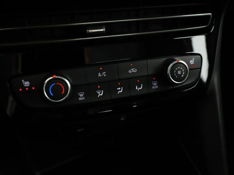 Opel Mokka niski przebieg kamera grzane fotele tempomat Bluetooth LED II (2020-)