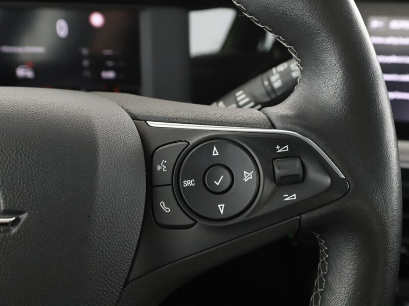 Opel Mokka niski przebieg kamera grzane fotele tempomat Bluetooth LED II (2020-)