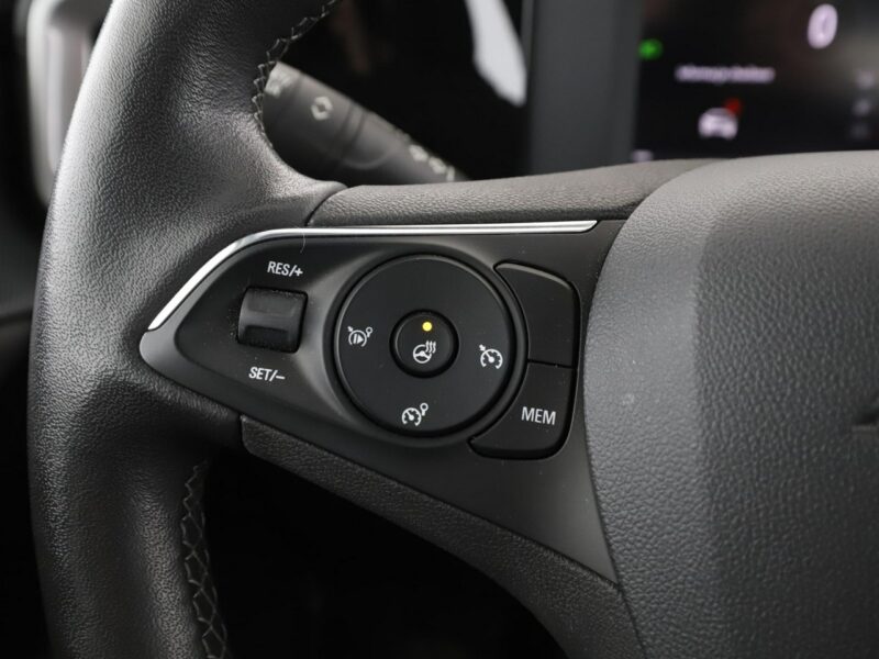 Opel Mokka niski przebieg kamera grzane fotele tempomat Bluetooth LED II (2020-)