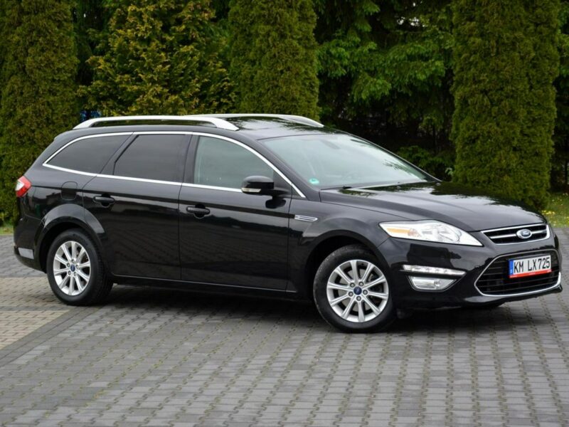 Ford Mondeo Titanium Ledy BLIS Keyless go Navi Convers 2xParkt Relingi Aso Ford Mk4 (2007-2014)