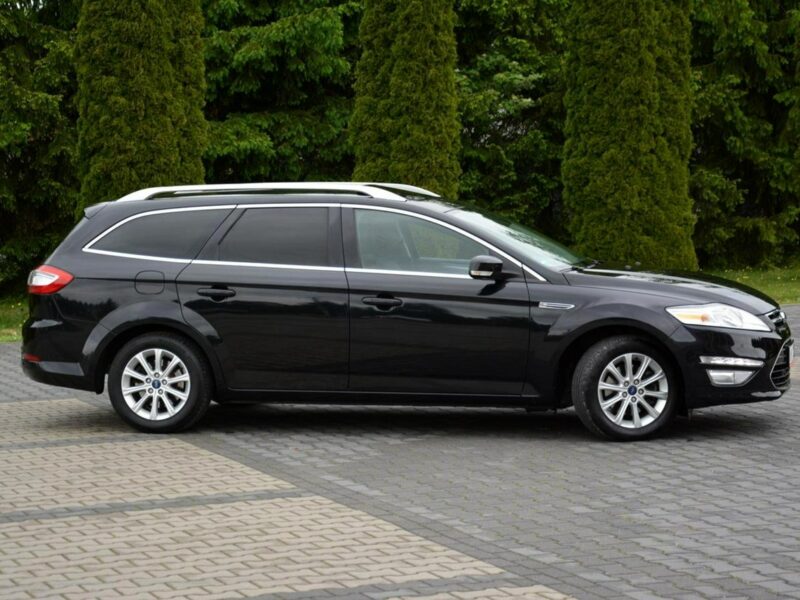 Ford Mondeo Titanium Ledy BLIS Keyless go Navi Convers 2xParkt Relingi Aso Ford Mk4 (2007-2014)