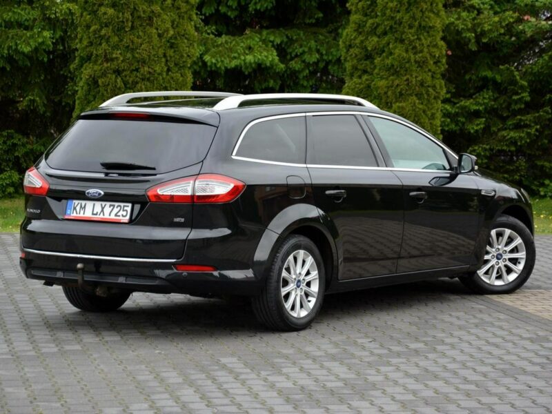 Ford Mondeo Titanium Ledy BLIS Keyless go Navi Convers 2xParkt Relingi Aso Ford Mk4 (2007-2014)