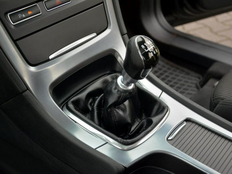 Ford Mondeo Titanium Ledy BLIS Keyless go Navi Convers 2xParkt Relingi Aso Ford Mk4 (2007-2014)