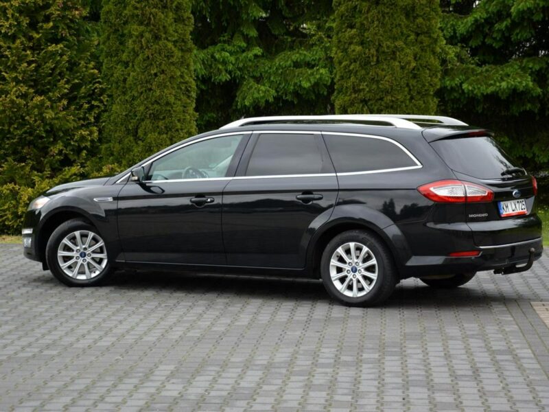 Ford Mondeo Titanium Ledy BLIS Keyless go Navi Convers 2xParkt Relingi Aso Ford Mk4 (2007-2014)