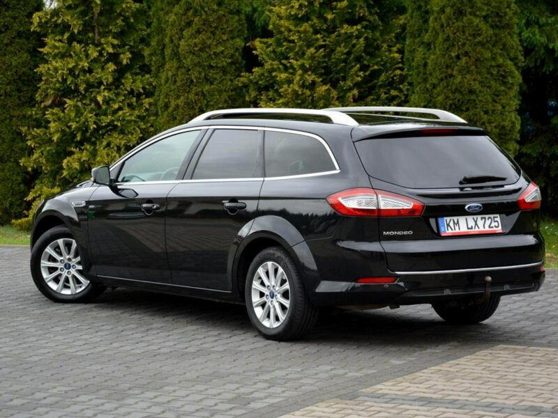 Ford Mondeo Titanium Ledy BLIS Keyless go Navi Convers 2xParkt Relingi Aso Ford Mk4 (2007-2014)