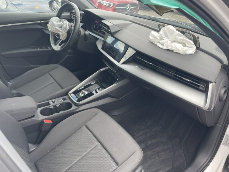Audi A3 Sport Automat 150KM 8Y