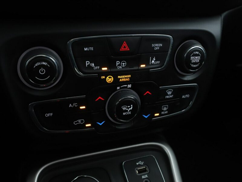 Jeep Compass 4x4 automat skóra LED navi klima auto panorama kamera i czujniki park II (2016-)