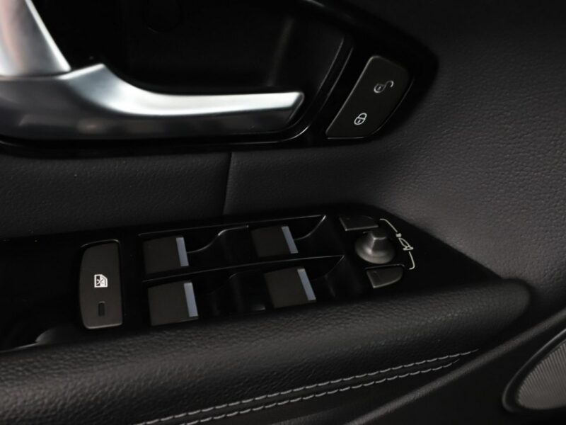 Land Rover Range Rover Evoque automat 4x4 skóra bi-xenon navi kamera cofania I (2011-2018)