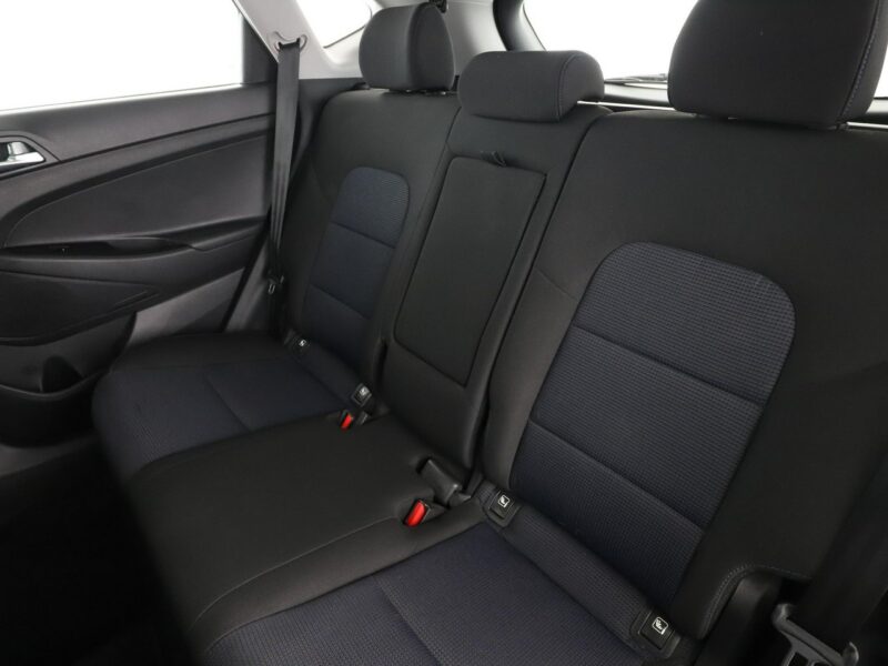 Hyundai Tucson 177KM Navi Klimatyzacja Czujniki parkowania Hak Bluetooth III (2015-2020)