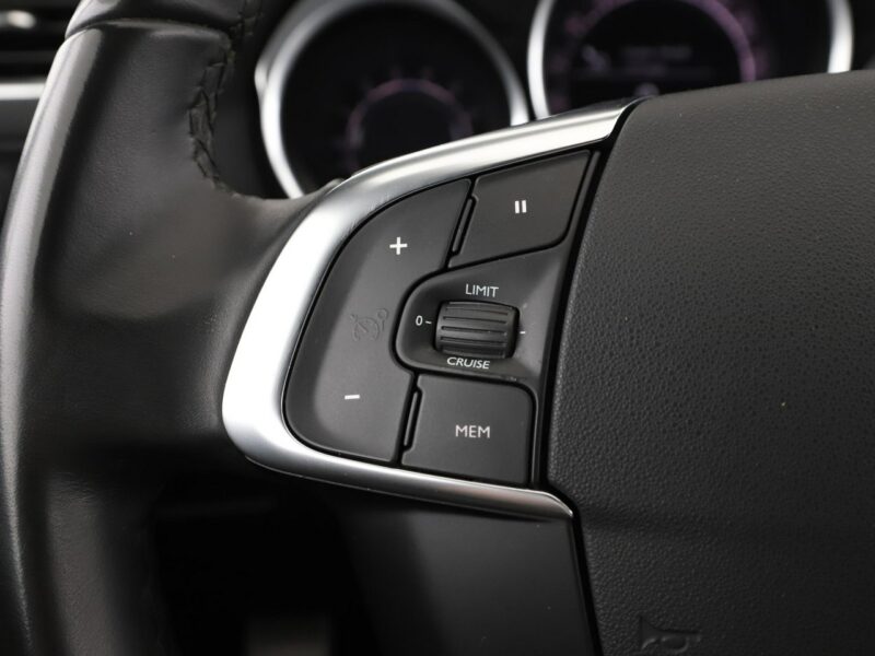 DS Automobiles DS 4 Crossback LED klima auto navi kamera i czujniki parkowania