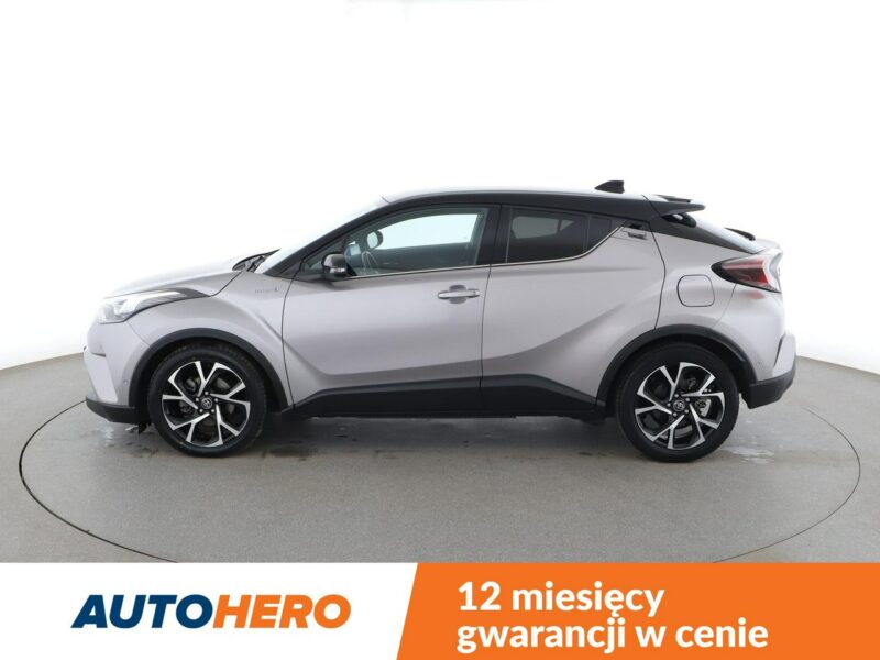 Toyota C-HR navi kamera ACC skóra LED JBL Bluetooth klima-auto