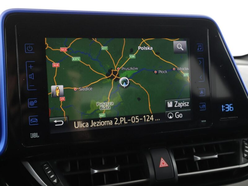 Toyota C-HR navi kamera ACC skóra LED JBL Bluetooth klima-auto
