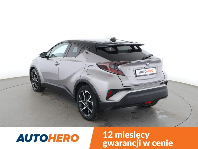 Toyota C-HR navi kamera ACC skóra LED JBL Bluetooth klima-auto