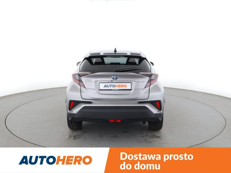 Toyota C-HR navi kamera ACC skóra LED JBL Bluetooth klima-auto