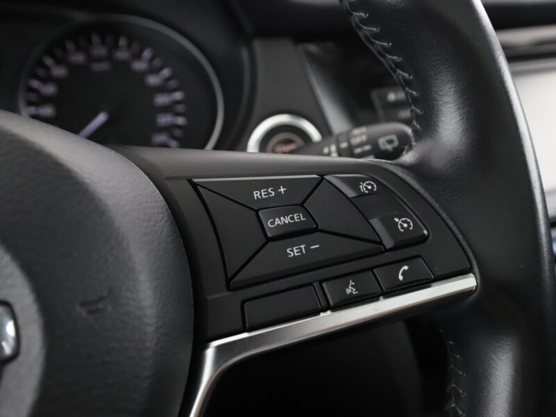 Nissan Qashqai panorama navi kamera360 Bluetooth tempomat II (2013-2021)