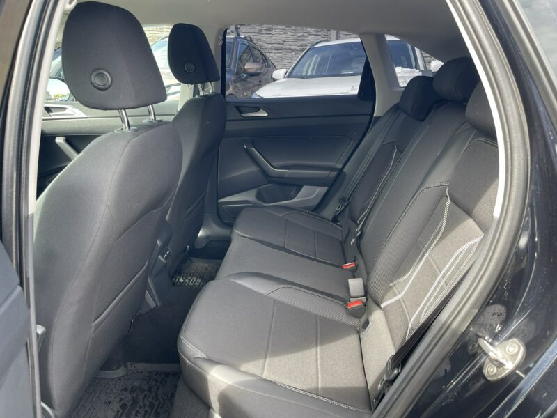 Volkswagen Taigo Automat Navi Kamera Cofania