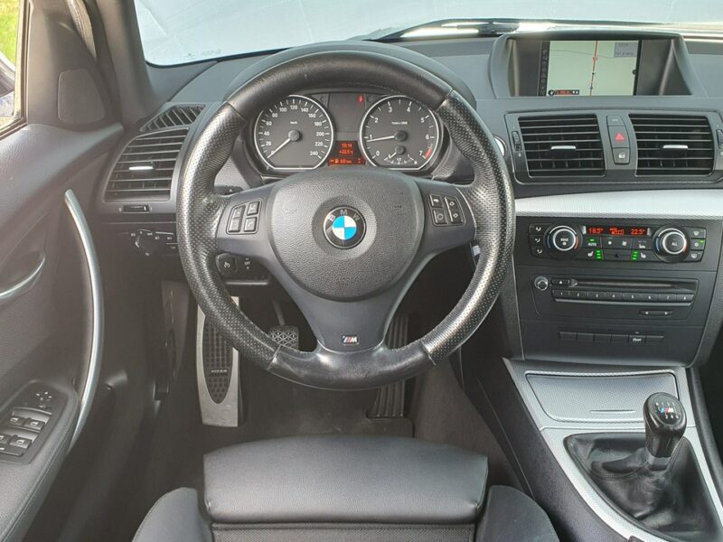 BMW 116 LCI # 2.0i 122KM # Mpakiet # Navi CIC # Sportsitze # Szyberdach # IGŁA E87 (2004-2013)