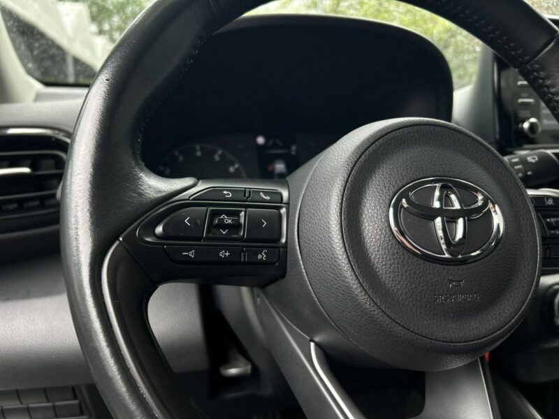Toyota Yaris 1.0 VVTi 72KM COMFORT, salon Polska, gwarancja, FV23% IV (2020-)