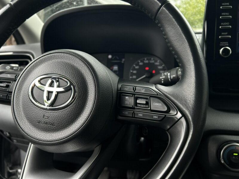 Toyota Yaris 1.0 VVTi 72KM COMFORT, salon Polska, gwarancja, FV23% IV (2020-)