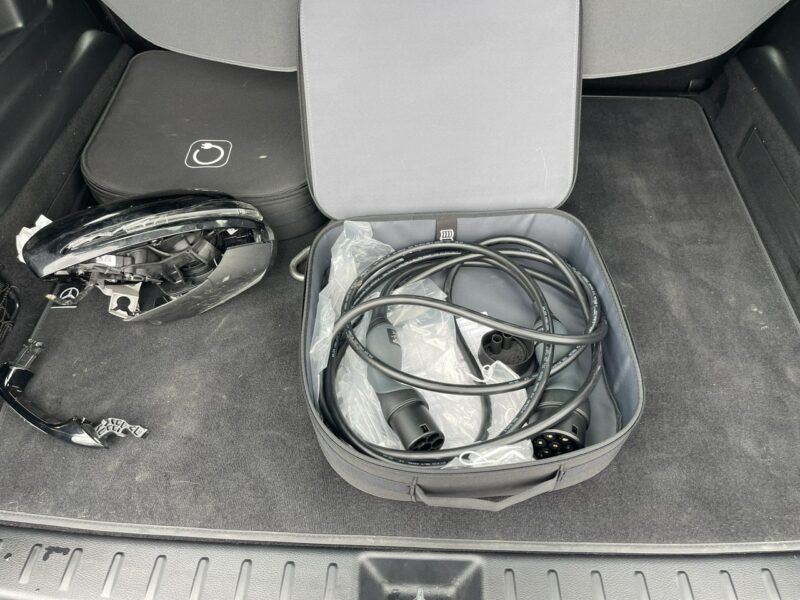 Mercedes EQB 250+ Elektryk Ambient Virtual