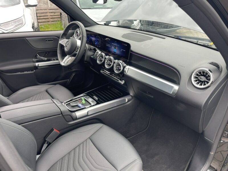 Mercedes EQB 250+ Elektryk Ambient Virtual