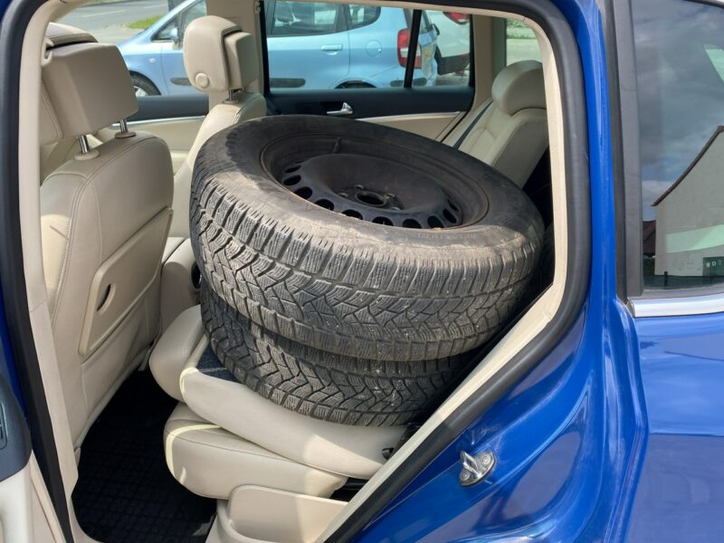 Volkswagen Tiguan 4*4, 170KM,skóry, podg. fotele, kamera, szklany dach, drugie koła, hak I (2007-2016)