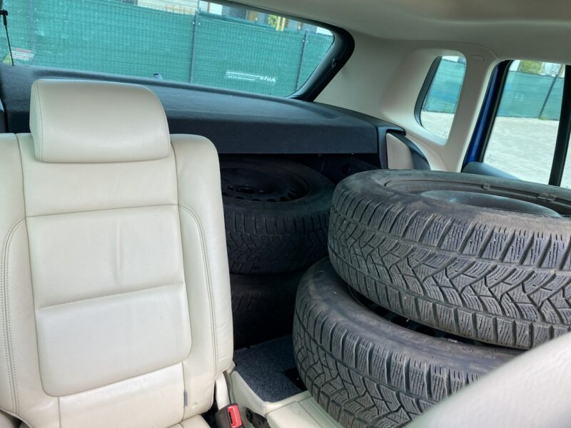 Volkswagen Tiguan 4*4, 170KM,skóry, podg. fotele, kamera, szklany dach, drugie koła, hak I (2007-2016)