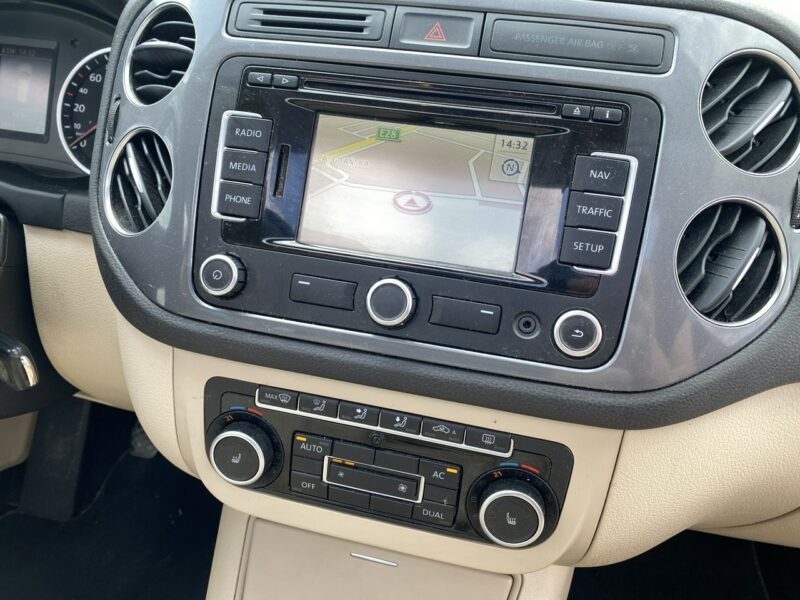 Volkswagen Tiguan 4*4, 170KM,skóry, podg. fotele, kamera, szklany dach, drugie koła, hak I (2007-2016)