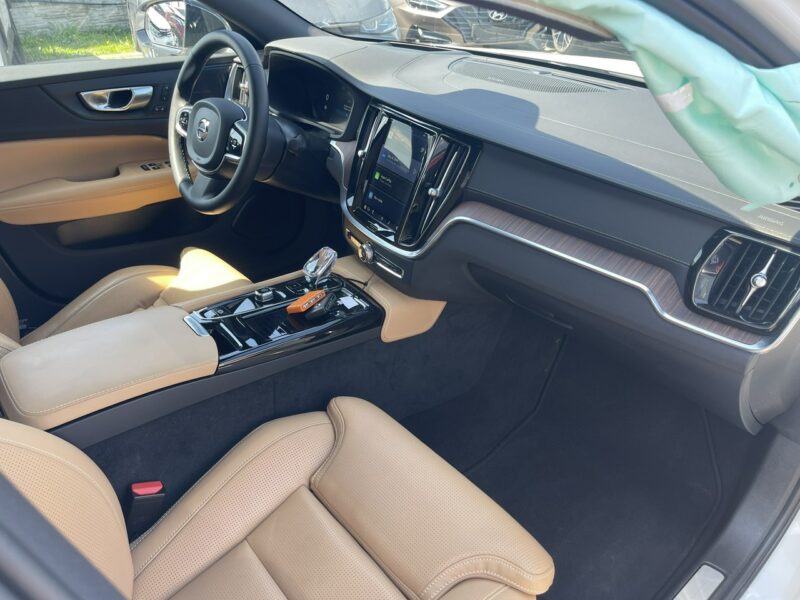 Volvo S60 T8 4x4 PlugIn Hybryda Skóry Kamery360 310KM III (2018-)