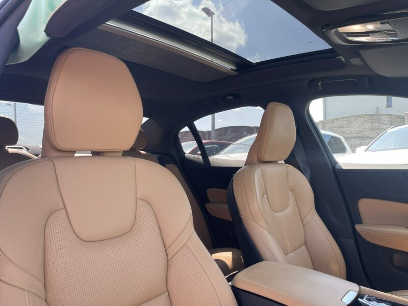 Volvo S60 T8 4x4 PlugIn Hybryda Skóry Kamery360 310KM III (2018-)