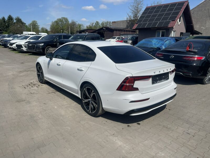 Volvo S60 T8 4x4 PlugIn Hybryda Skóry Kamery360 310KM III (2018-)