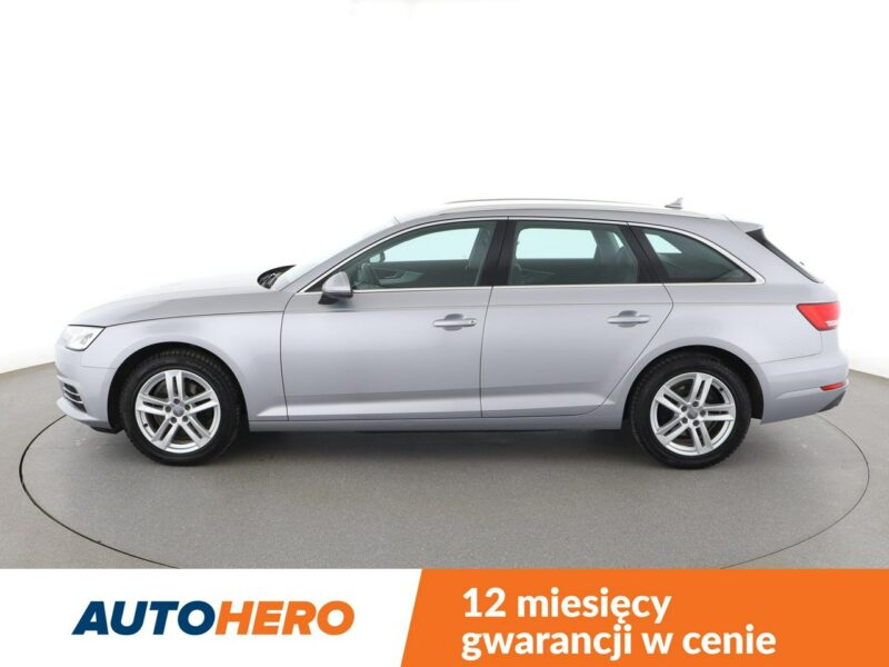 Audi A4 FV23% xenon S-tronic navi grzane fotele czujniki parkowania B9 (2015-)