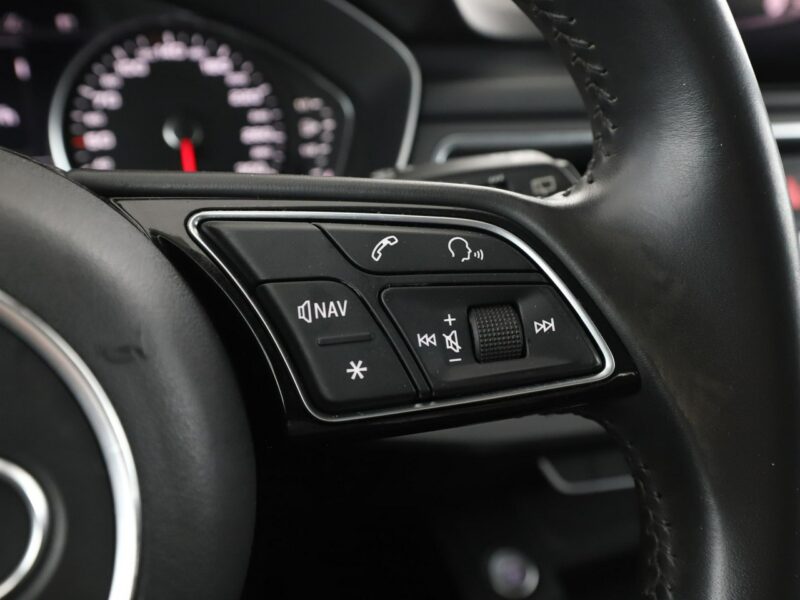 Audi A4 FV23% xenon S-tronic navi grzane fotele czujniki parkowania B9 (2015-)
