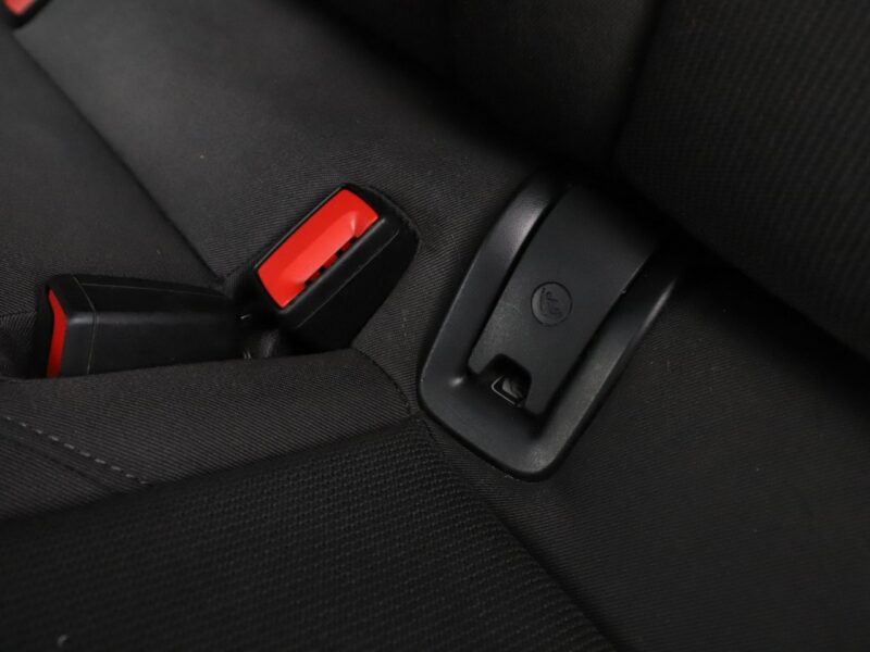 Audi A4 FV23% xenon S-tronic navi grzane fotele czujniki parkowania B9 (2015-)