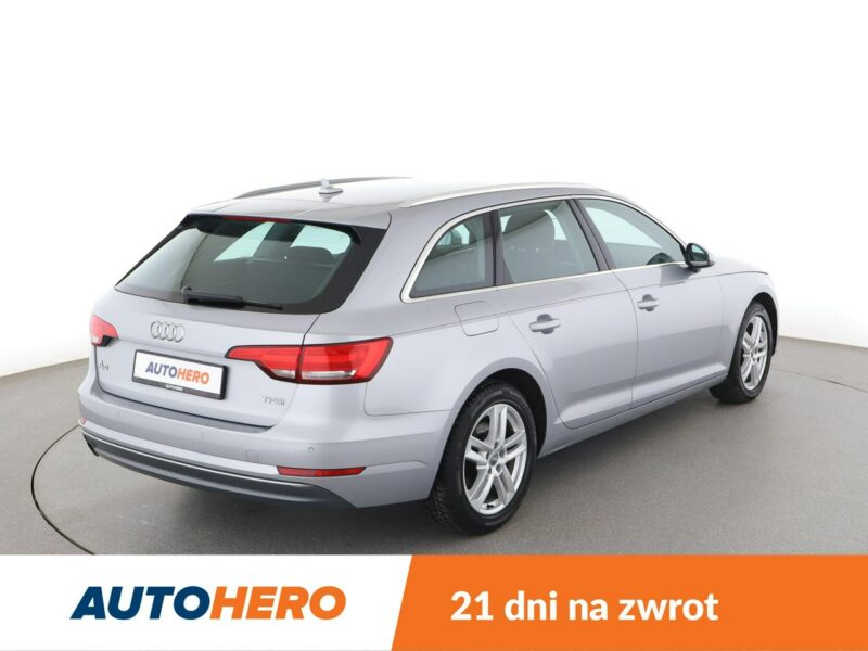Audi A4 FV23% xenon S-tronic navi grzane fotele czujniki parkowania B9 (2015-)