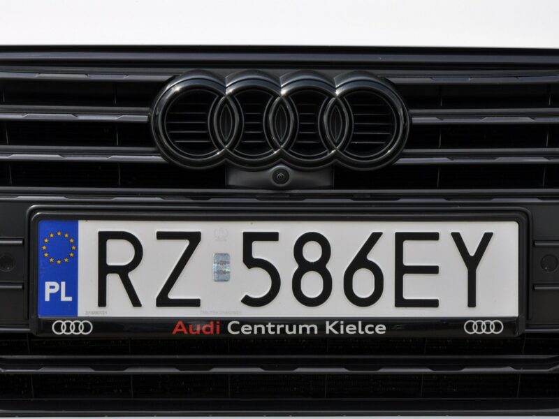 Audi A4 AVANT Competition 2.0TDI 190KM S-tronic S-line Matrix ACC El.klapa Key B9 (2015-)